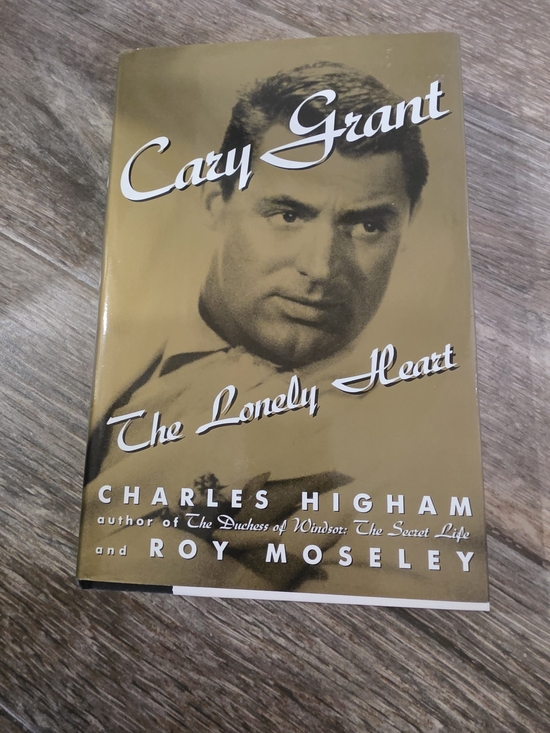 Other - Cary Grant: The Lonely Heart by Charles Higham & Roy Moseley - Gold Cover